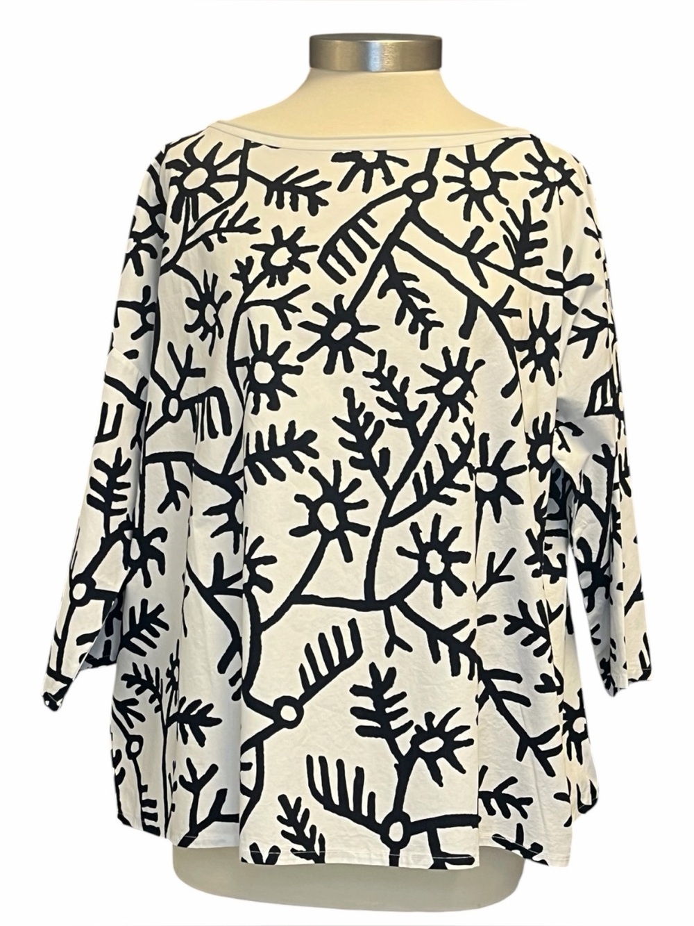 Labo.Art Graphic Print Cotton Blouse